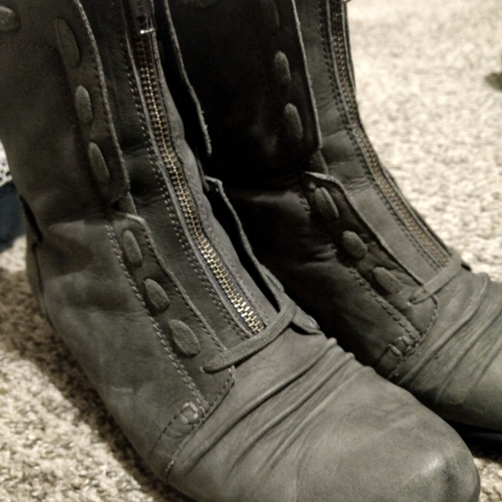 Rockport Gratasha Boots, Size 9.5